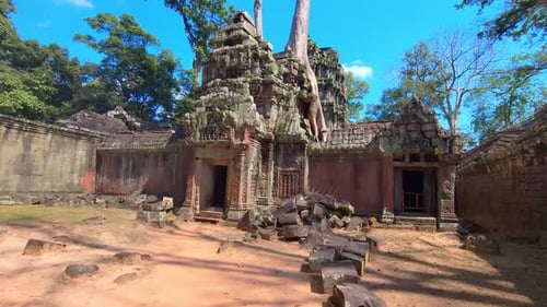 Geheimnisvolle antike Ruinen: Der Ta-Prohm-Tempel, berühmtes kambodschanisches Wahrzeichen