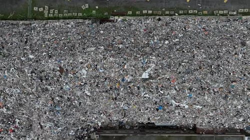 Aerial view of mountain of garbage_1