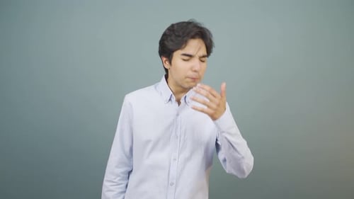 The sneezing man. Patient.