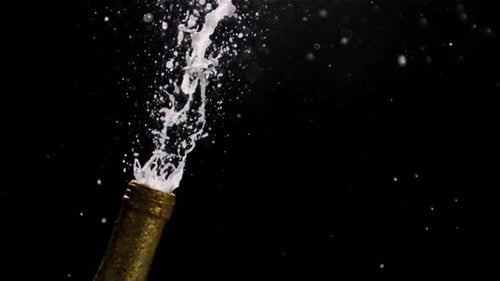 Explosing Champagne