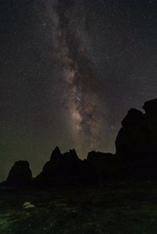 D'innombrables étoiles dans la vue de l'espace lointain