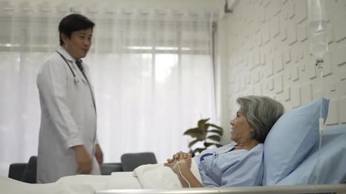 Senior female patient stay in hospital as inpatient.