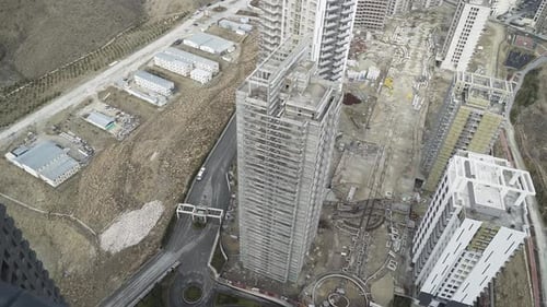 Sitio aéreo de lujo: construcción de rascacielos 4K