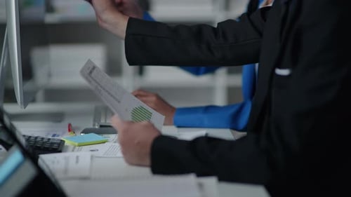 Nahaufnahme von Händen, Teamarbeit in Unternehmensgruppen und Brainstorming über Geschäftliches