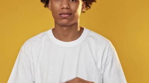 Soso Gesture Dont Know Doubtful Guy Hesitating