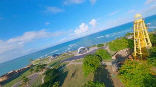 Vue du phare du port près de l'amphithéâtre de Puerto Plata sur la côte caraïbe de Dominican Re