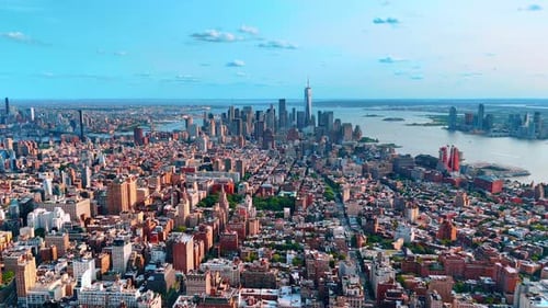 Enormous panorama of New York with Manhattan in center.