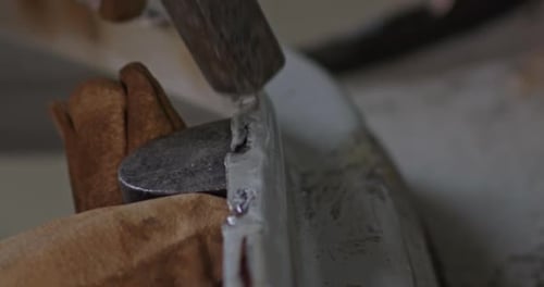 Reparación de carrocerías por mecánico de automóviles