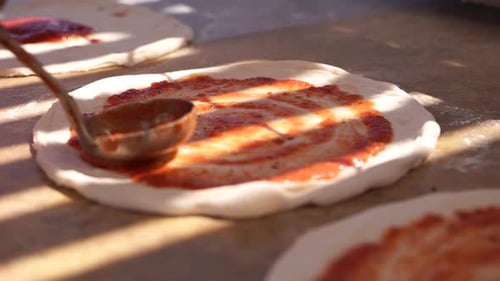 Making Pizza 08