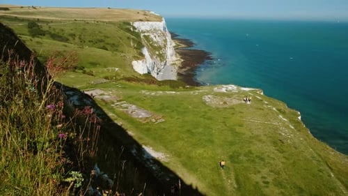 Los acantilados blancos de Dover, Kent, Inglaterra, Reino Unido