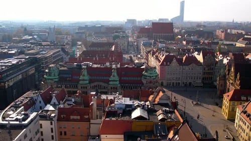 Pullback Over Medieval Market Square In Wrocław, Southwestern Poland. Aerial Shot