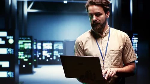 Supervisor Overseeing Server Hub