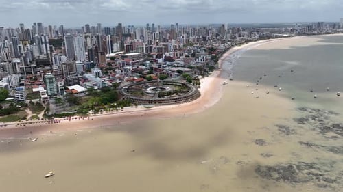 Paisagem urbana da cidade de João Pessoa, estado da Paraíba no nordeste do Brasil.