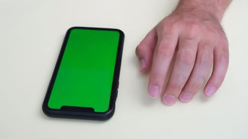 green screen phone nervous hand