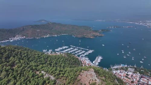 Die ganze Fethiye-Bucht von oben, Türkei