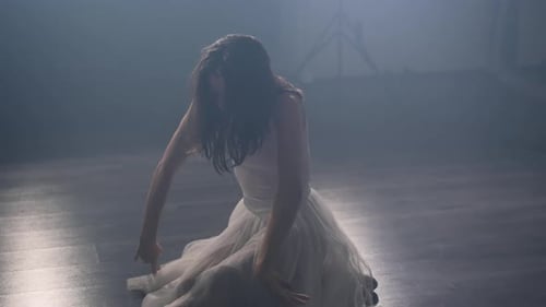 Ballerina Training Classic Ballet in Studio