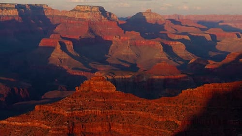 Longues ombres et lumière qui s'estompe, soirée au Grand Canyon : Lap de temps
