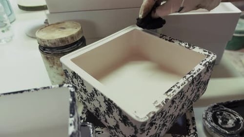 Handmade Art In Ceramic Workshop 1