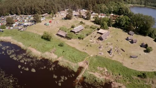 festival, an artisan market in an open-air museum, lots of people