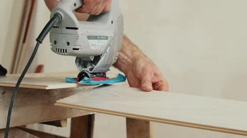 Cutting Laminate Plank with Electric Jigsaw