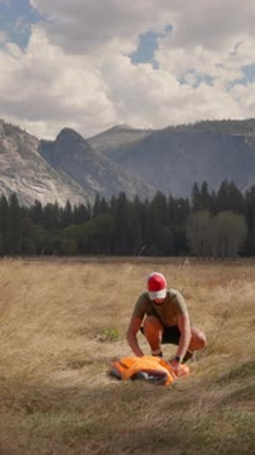 Experience Thrilling and Adventurous Hiking in Beautiful Yosemite National Park Outdoors