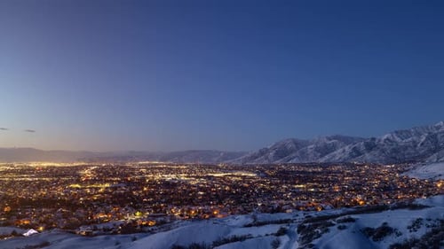 Time lapse of Salt Lake City as it meets the mountains