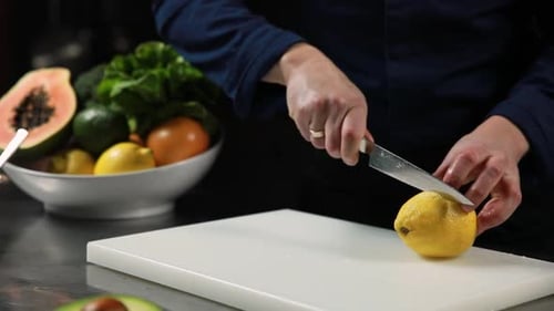 Lemon Slicing on Board
