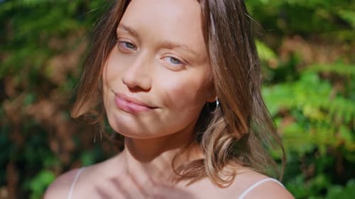 Beautiful Model Posing Park Surrounded Vivid Summer Sunlight Greenery Closeup