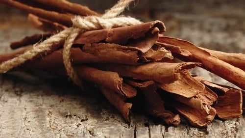 Aromatic Sticks of Fine Cinnamon