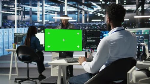 Data Center IT Expert Uses Green Screen PC to Apply Deep Learning Node Tree Tech