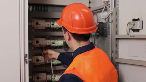 Electrician Measurements Circuit Testing Factory Inspections
