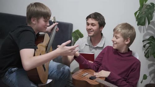 Music lesson for friends at home