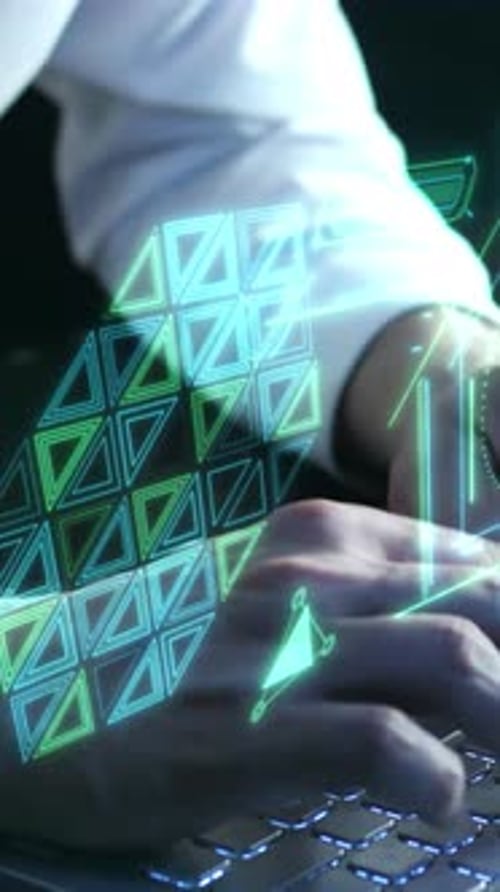 Geschäftsmann nutzt Chatbot mit künstlicher Intelligenz für die Arbeit