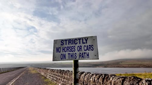 Burnhope Reservoir sign restricting horses and cars on path