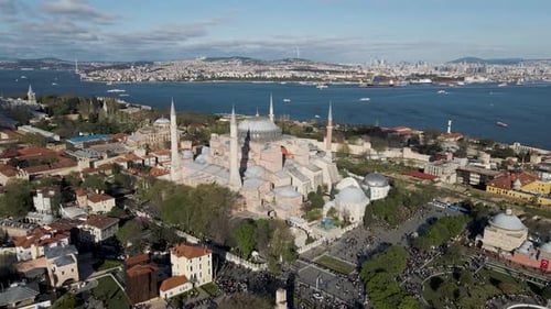 Luftaufnahme der Moschee Hagia Sophia (Ayasofya Camii) in Istanbul, Türkei.