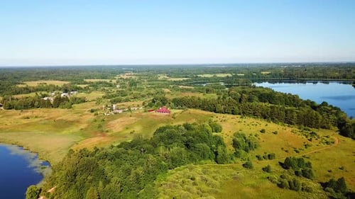 Hermoso paisaje de lagos en el distrito de Shumilinsky 06