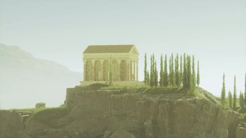 Silhouette de temple vue au sommet d'une colline sous un ciel brumeux pendant les heures calmes