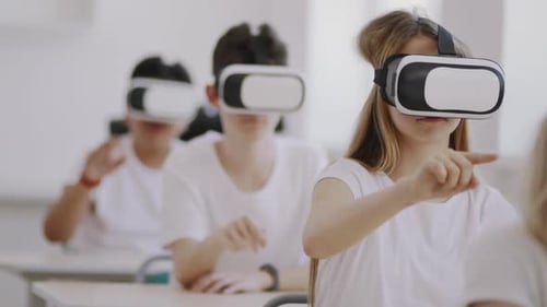 Children use VR Headsets in Classroom
