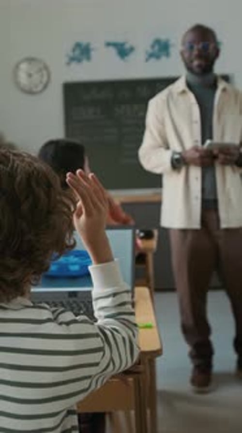 Engaged Students in Classroom Learning