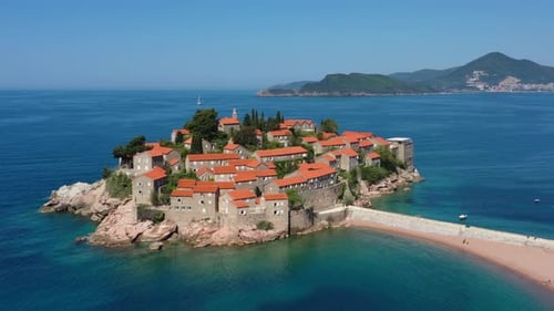 Ilha Sveti Stefan em Montenegro