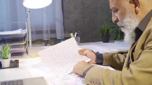 Finanzanalyse für Geschäftsleute. Grafik.