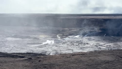 Hawaii's largest volcano lying dormant on a sunny day.