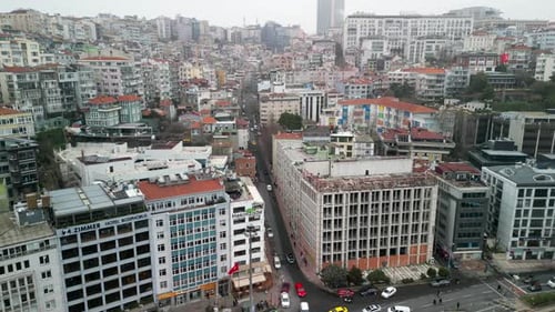 Istanbul/Türkei um 2023: Stadtbild an der Vorderseite des Bosporus