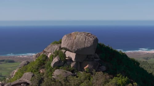 Formas rocosas únicas de los Penedos de Pasarela e Traba cerca de Pasarela y A Costa Villages In A