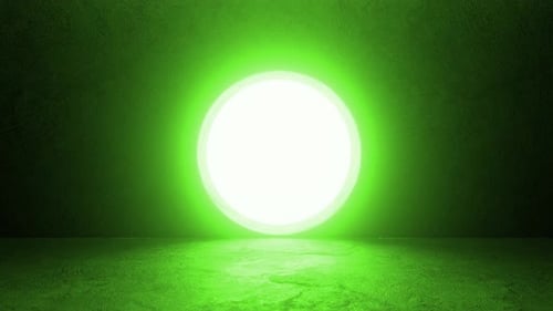Lumière verte brillante s'étendant dans une pièce sombre