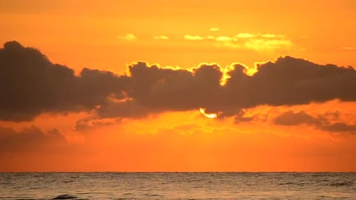 Sun Dawn in Sky Clouds Over Horizon on Sea Sunrise Over Horizon on Sea