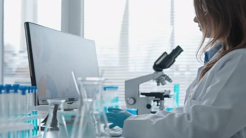 Focused Research and Development in a Modern Laboratory Setting Enhances Scientific Inquiry and