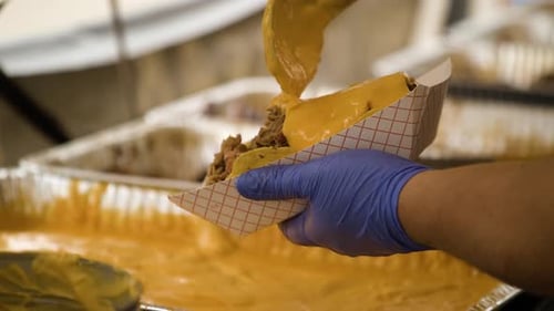 Vendor Selling BBQ Cheese Nachos At The 50th Annual Dogwood Festival In Siloam Springs, AR, USA - Cl