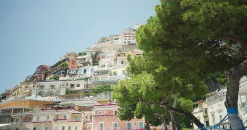 Vue panoramique de l'emblématique Positano sur la côte amalfitaine