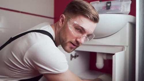 plumber can't clean the clog in the sewer